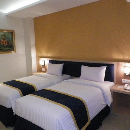 D'Best Hotel Pasar Baru Bandung Zimmer foto